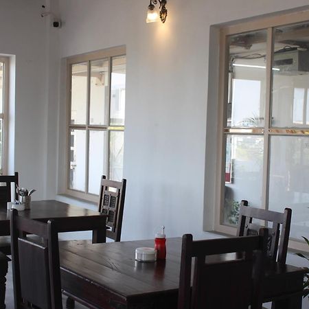 Doongri House Hotel Джайпур Екстериор снимка