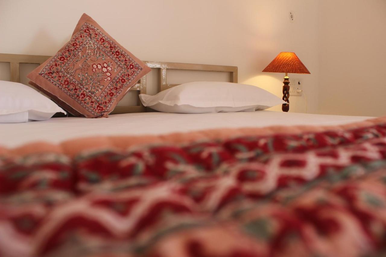 Doongri House Hotel Джайпур Екстериор снимка